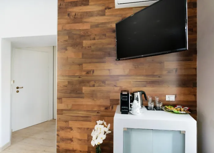 Diamond Luxury Hotel 3*