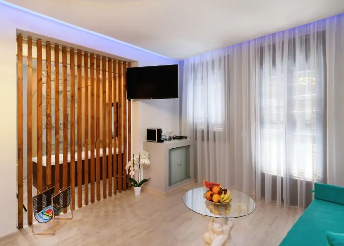 Hotel Diamond Luxury 3*