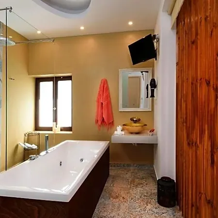 Diamond Luxury *