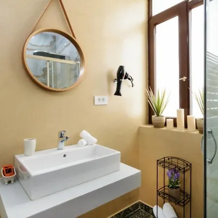 Diamond Luxury 酒店 3*