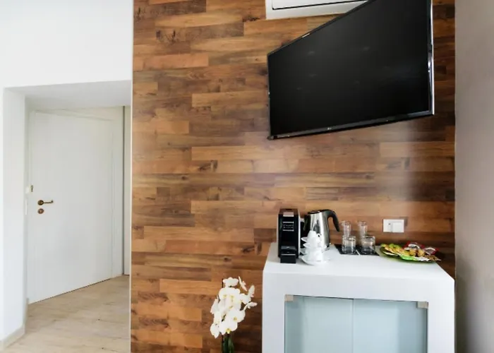 מלון Diamond Luxury 3*